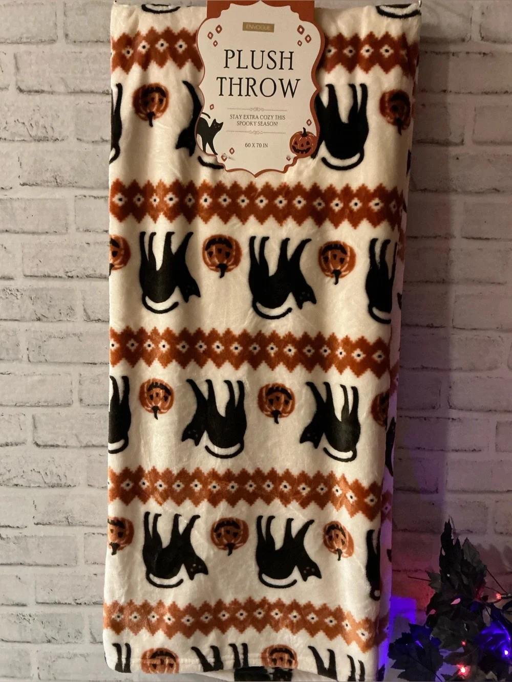 EnVogue Cats and Jack O Lantern Stripe Plush Throw Blanket - 60x70